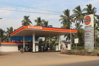 Indie vypíná ruskou ropu výměnou za nižší cla. Žádná morálka, ale tvrdý byznys o moc a přežití - Médium.cz